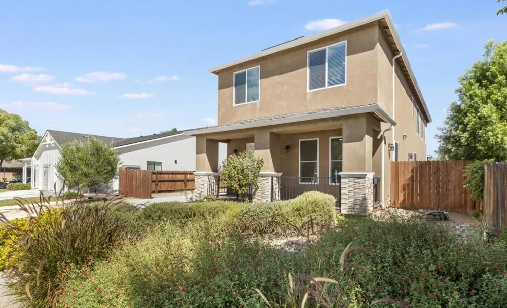 445 Cecelio Way Tracy, CA 95376