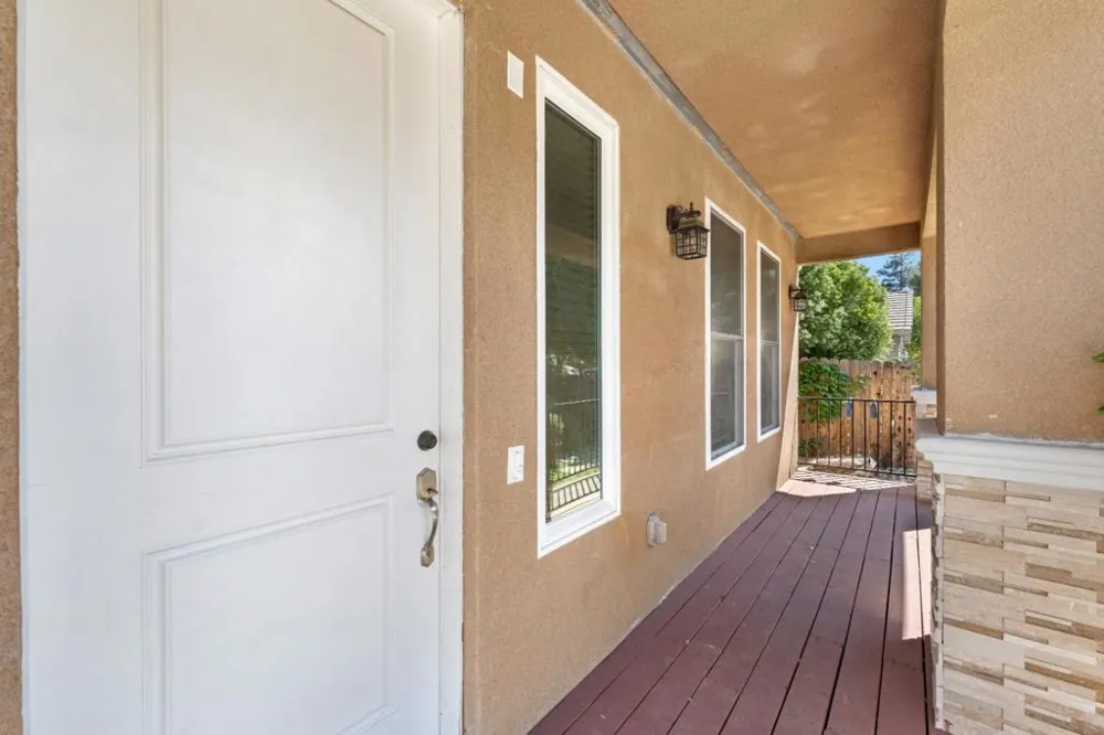 445 Cecelio Way Tracy, CA 95376