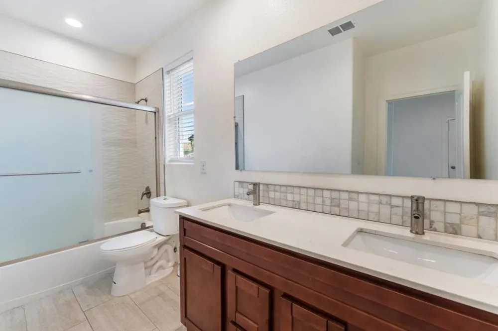 445 Cecelio Way Tracy, CA 95376