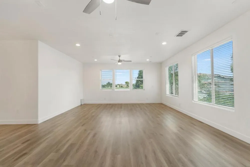 445 Cecelio Way Tracy, CA 95376