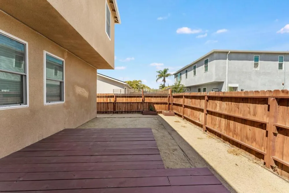 445 Cecelio Way Tracy, CA 95376