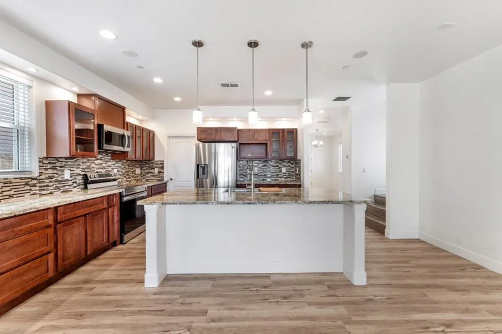 445 Cecelio Way Tracy, CA 95376