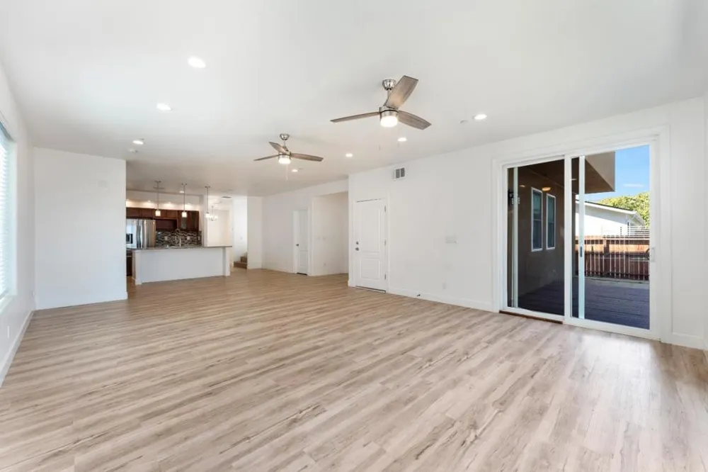 445 Cecelio Way Tracy, CA 95376