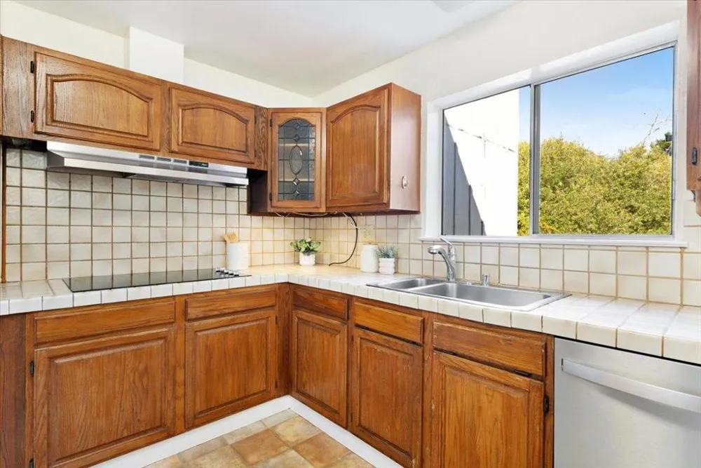 318 Lee Street Santa Cruz, CA 95060