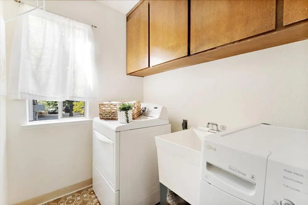318 Lee Street Santa Cruz, CA 95060