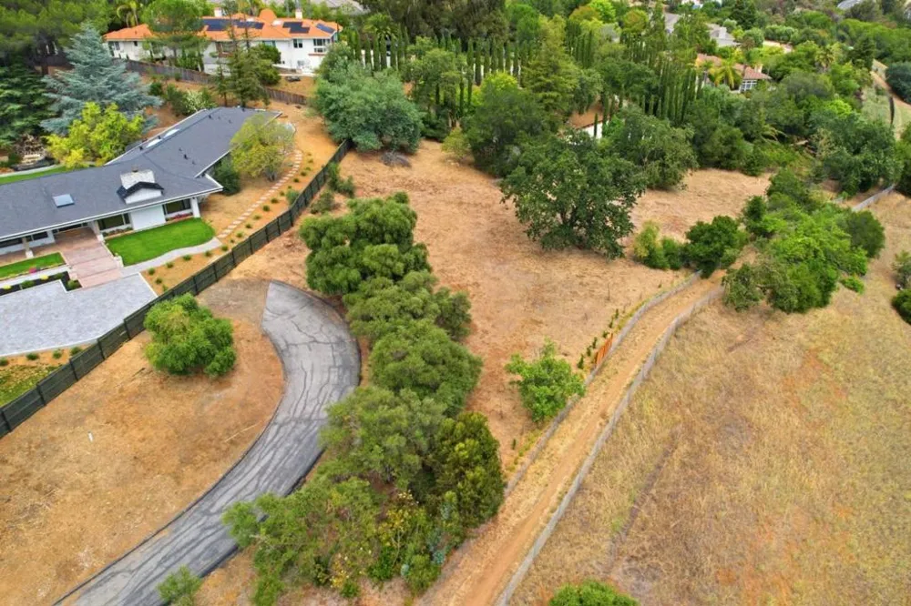 Dori Lane Los Altos Hills, CA 94022