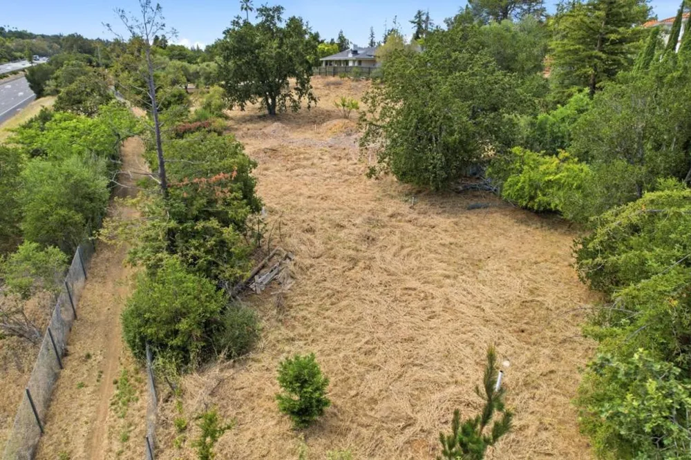 Dori Lane Los Altos Hills, CA 94022