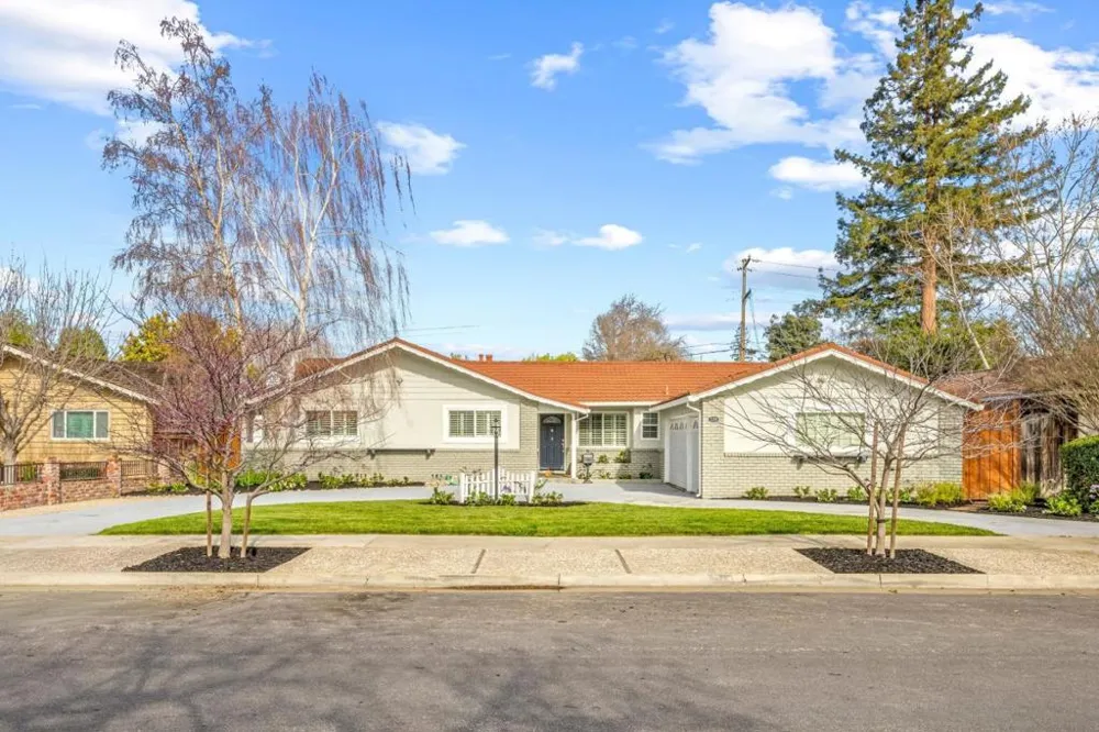 2320 Mazzaglia Avenue San Jose, CA 95125