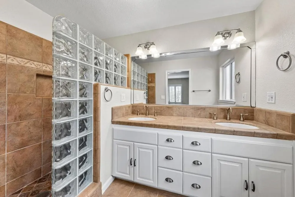 2320 Mazzaglia Avenue San Jose, CA 95125