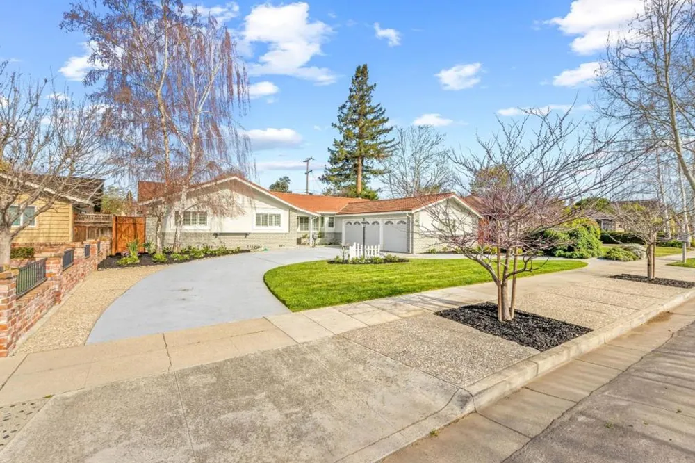 2320 Mazzaglia Avenue San Jose, CA 95125