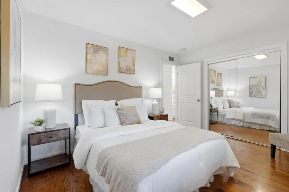 16 Clarence Court East Palo Alto, CA 94303