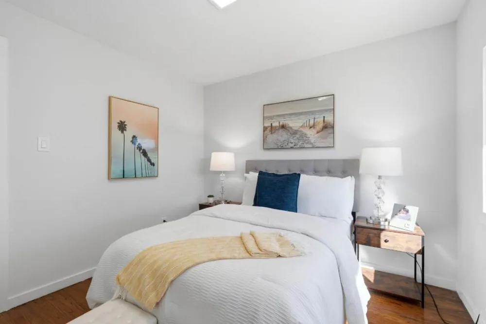 16 Clarence Court East Palo Alto, CA 94303