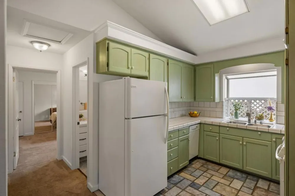 514 7th Street Pacific Grove, CA 93950