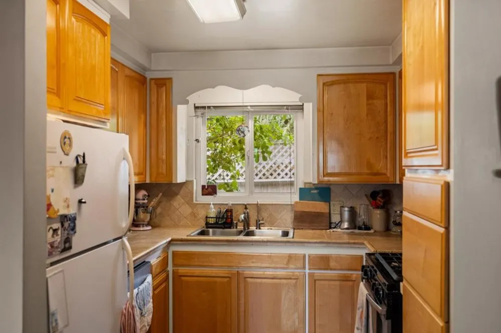 514 7th Street Pacific Grove, CA 93950