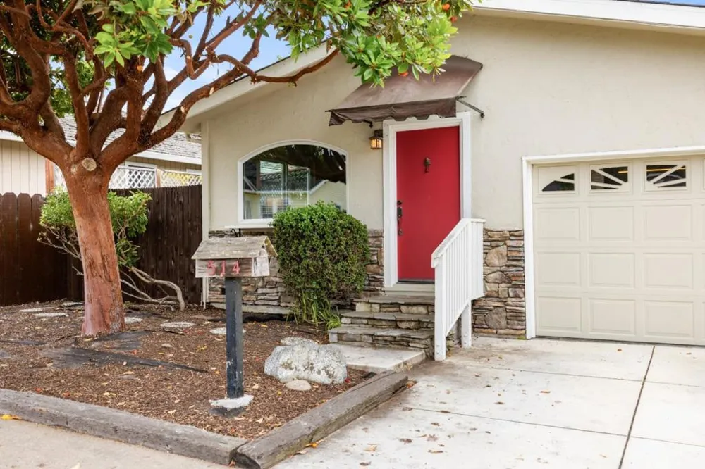514 7th Street Pacific Grove, CA 93950