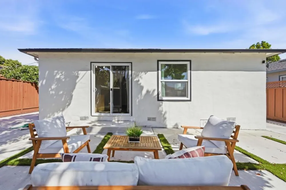 531 Flynn Avenue Redwood City, CA 94063