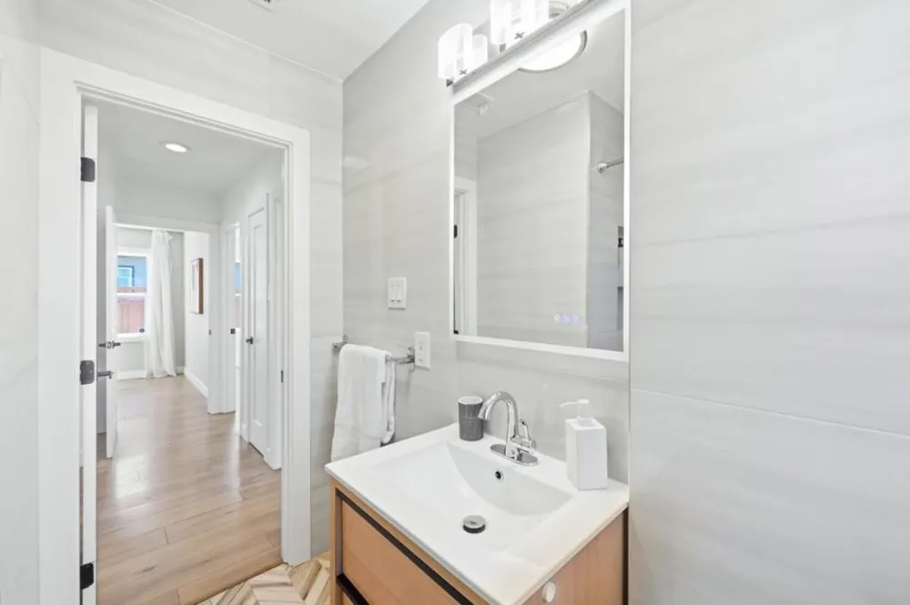 531 Flynn Avenue Redwood City, CA 94063