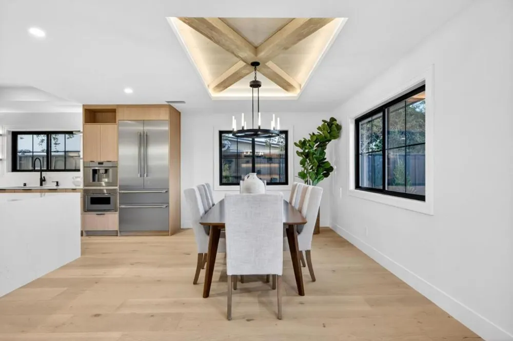 242 Howes Drive Los Gatos, CA 95032