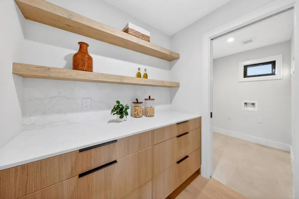 242 Howes Drive Los Gatos, CA 95032