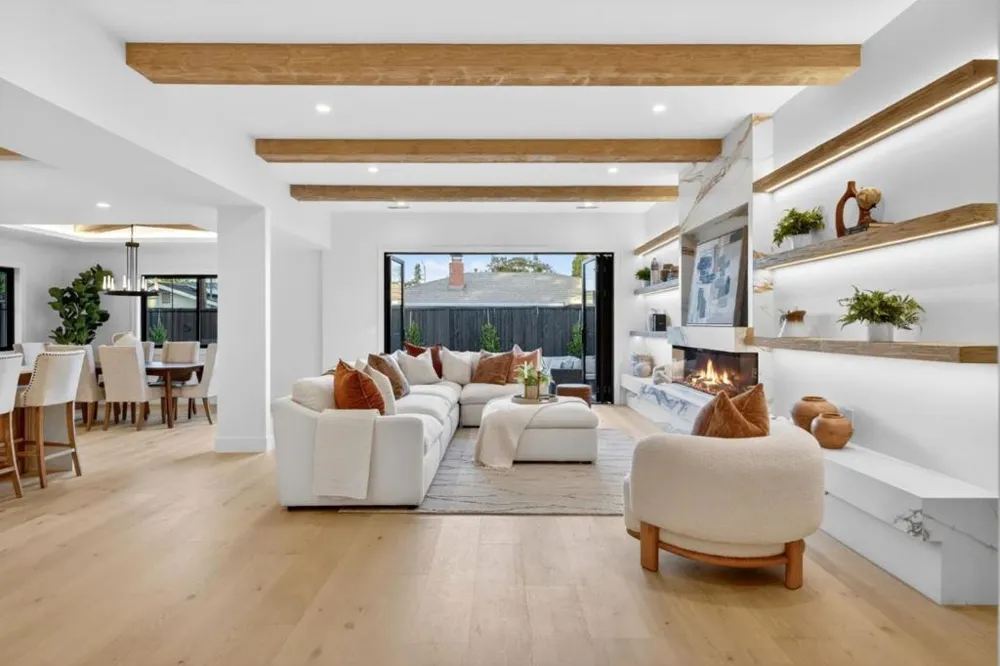 242 Howes Drive Los Gatos, CA 95032