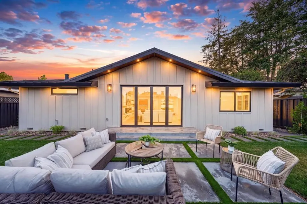242 Howes Drive Los Gatos, CA 95032