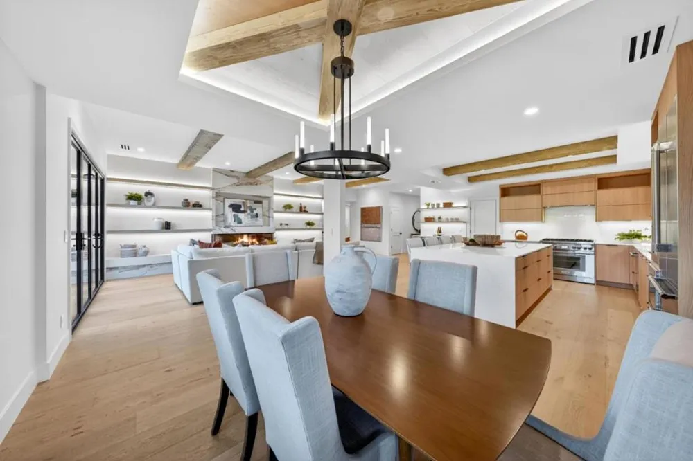 242 Howes Drive Los Gatos, CA 95032