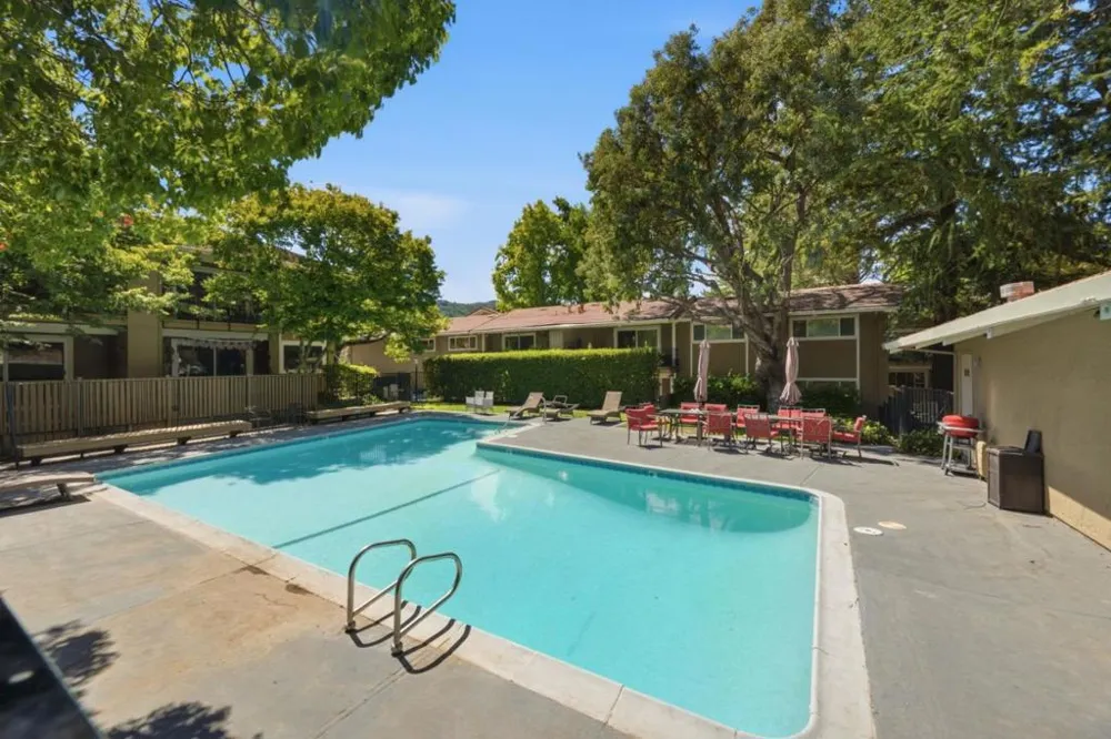 420 Alberto Way #41 Los Gatos, CA 95032