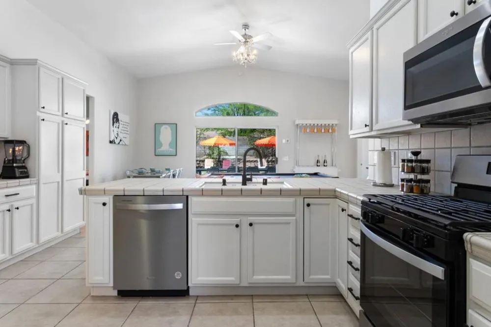 65976 Flora Avenue Desert Hot Springs, CA 92240