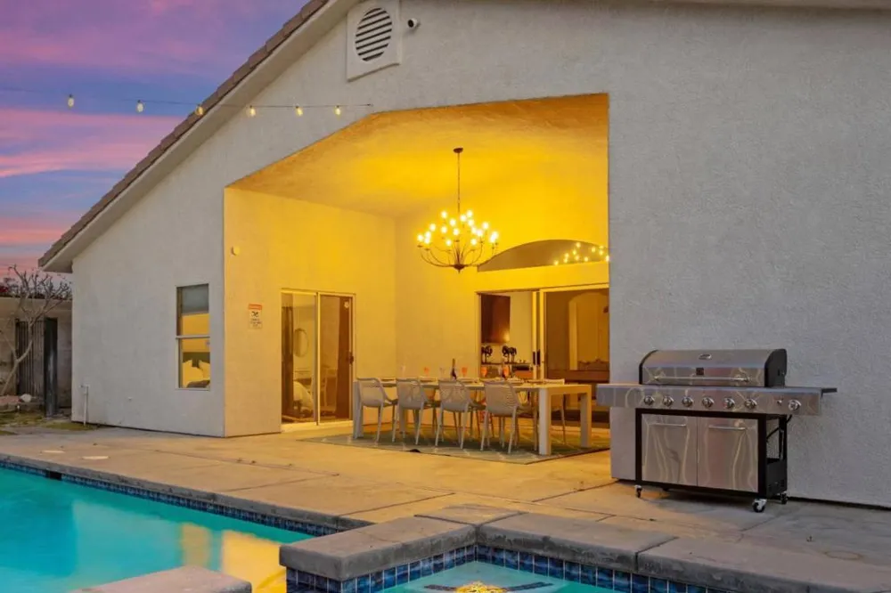 65976 Flora Avenue Desert Hot Springs, CA 92240