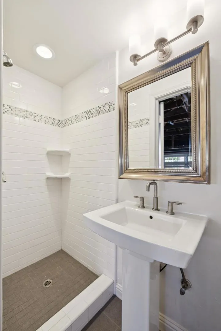 2071 Cecelia Way Mountain View, CA 94040