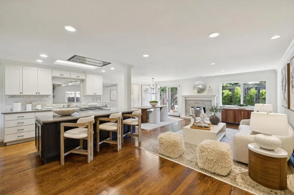 2071 Cecelia Way Mountain View, CA 94040