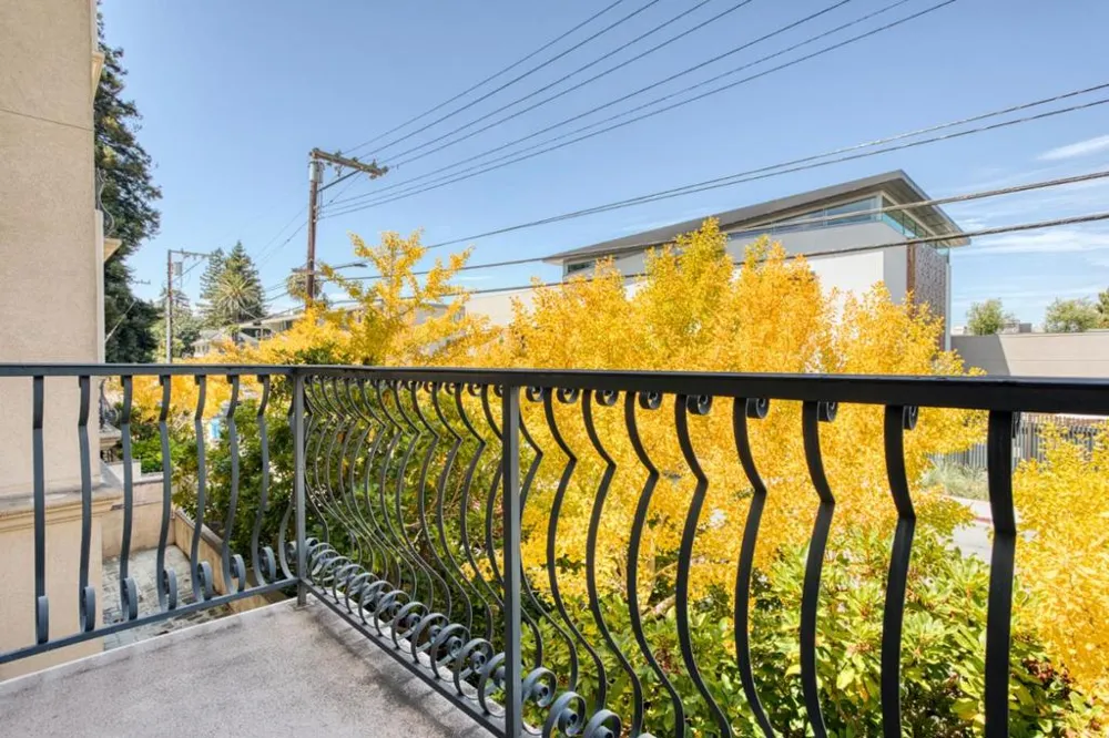 153 San Mateo Drive #201 San Mateo, CA 94401