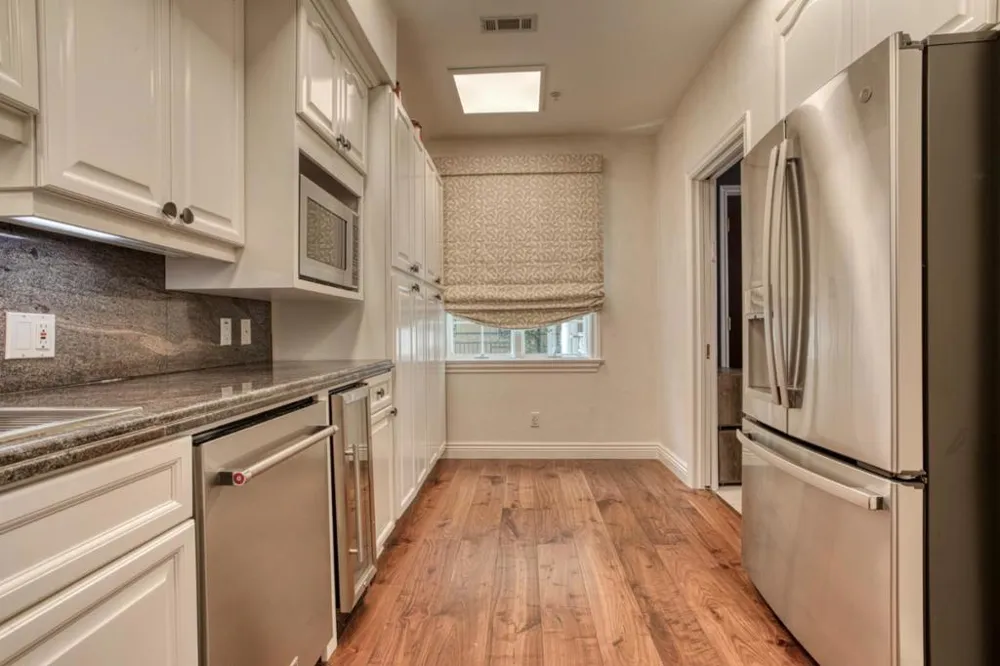 153 San Mateo Drive #201 San Mateo, CA 94401