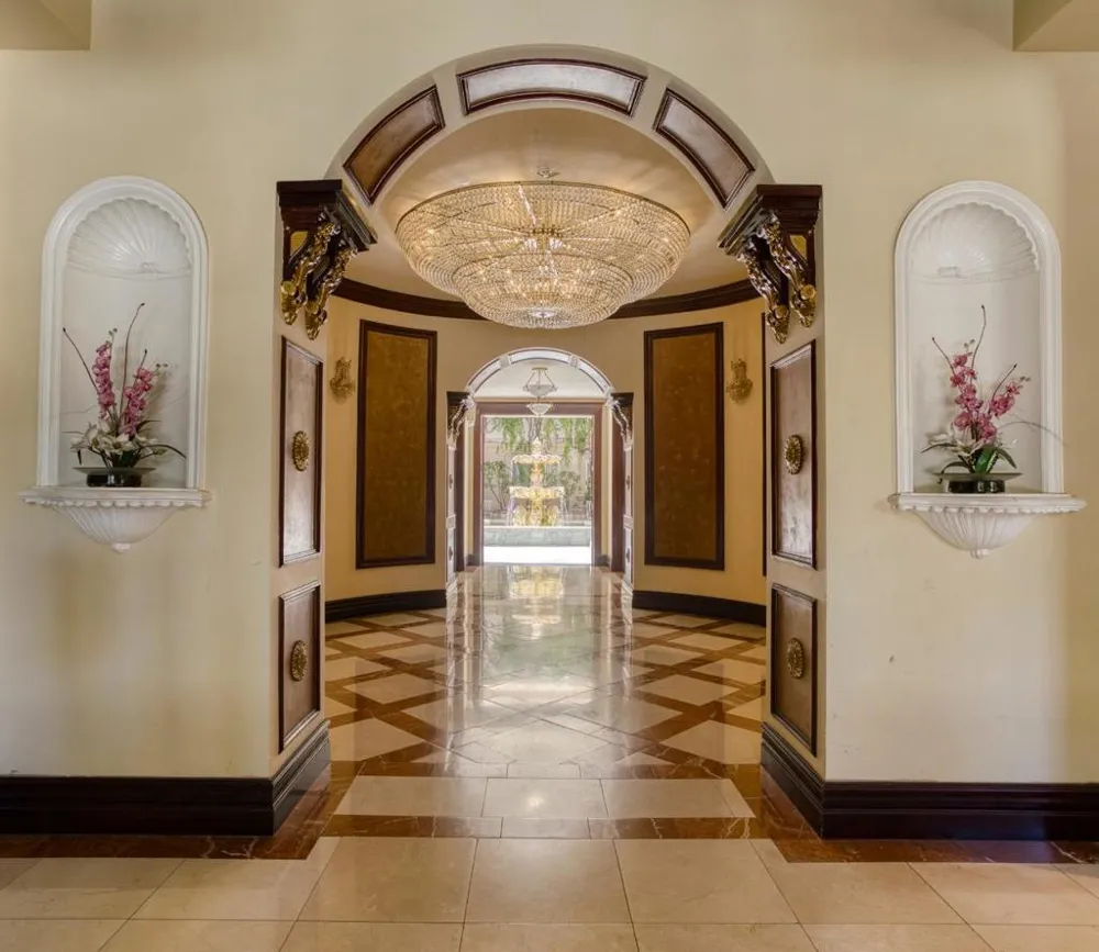 153 San Mateo Drive #201 San Mateo, CA 94401