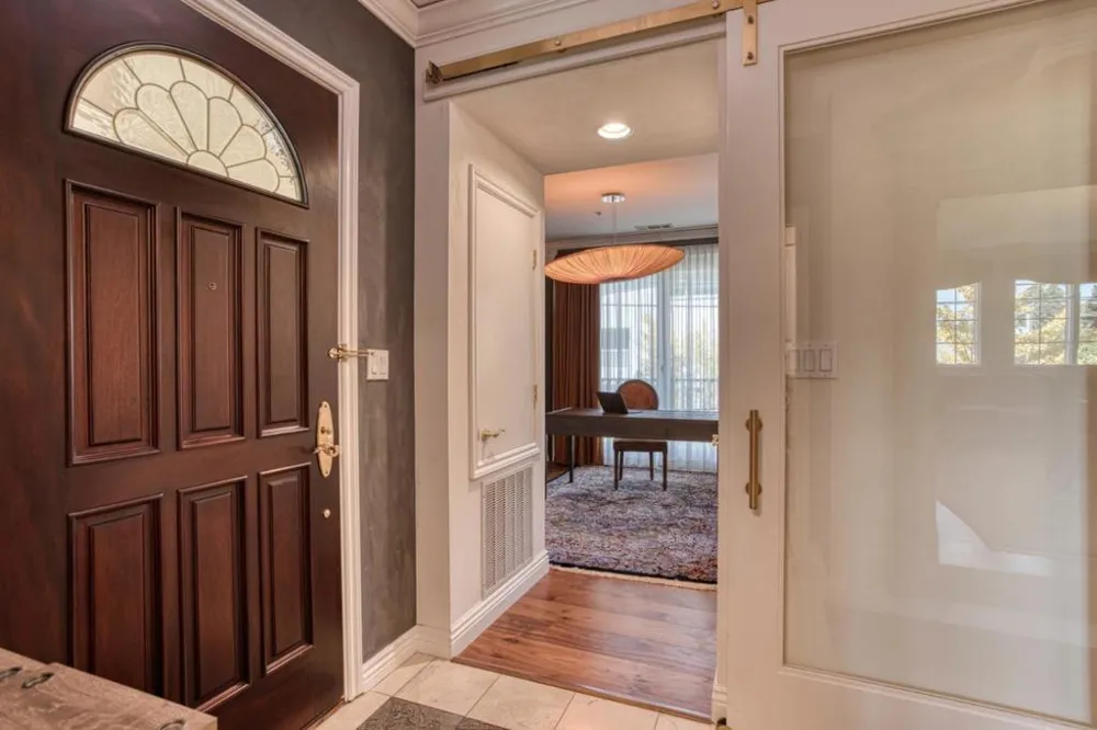 153 San Mateo Drive #201 San Mateo, CA 94401