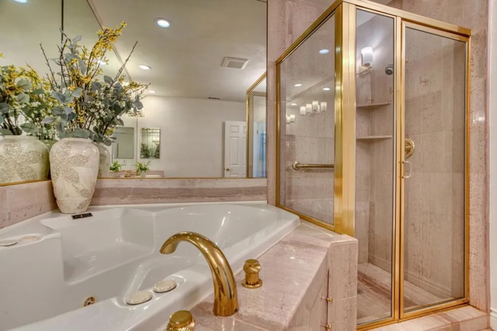 153 San Mateo Drive #201 San Mateo, CA 94401