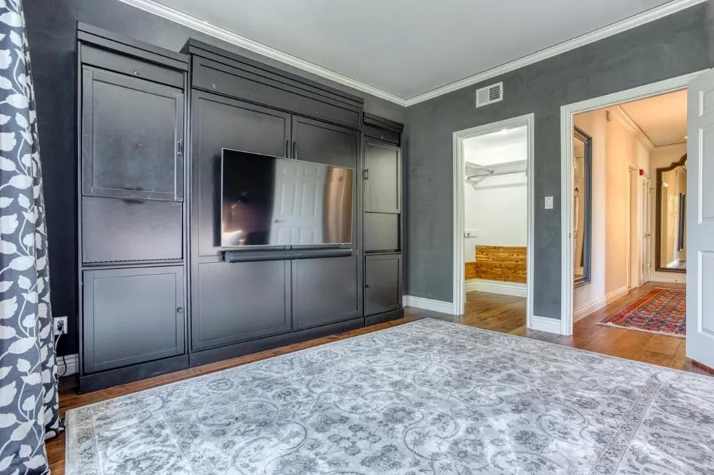 153 San Mateo Drive #201 San Mateo, CA 94401