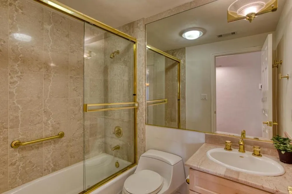 153 San Mateo Drive #201 San Mateo, CA 94401