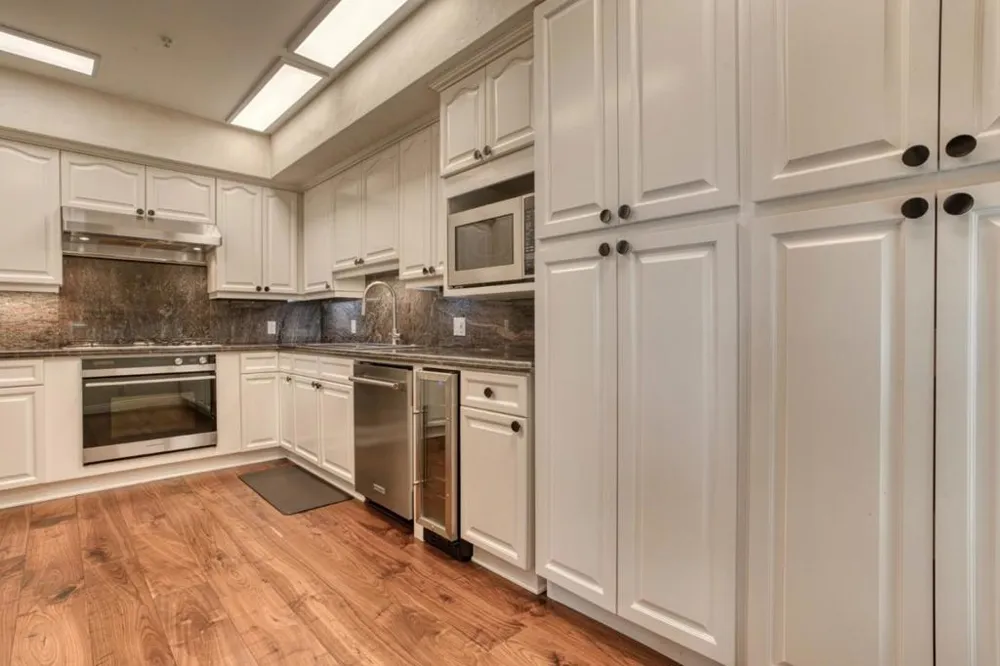 153 San Mateo Drive #201 San Mateo, CA 94401