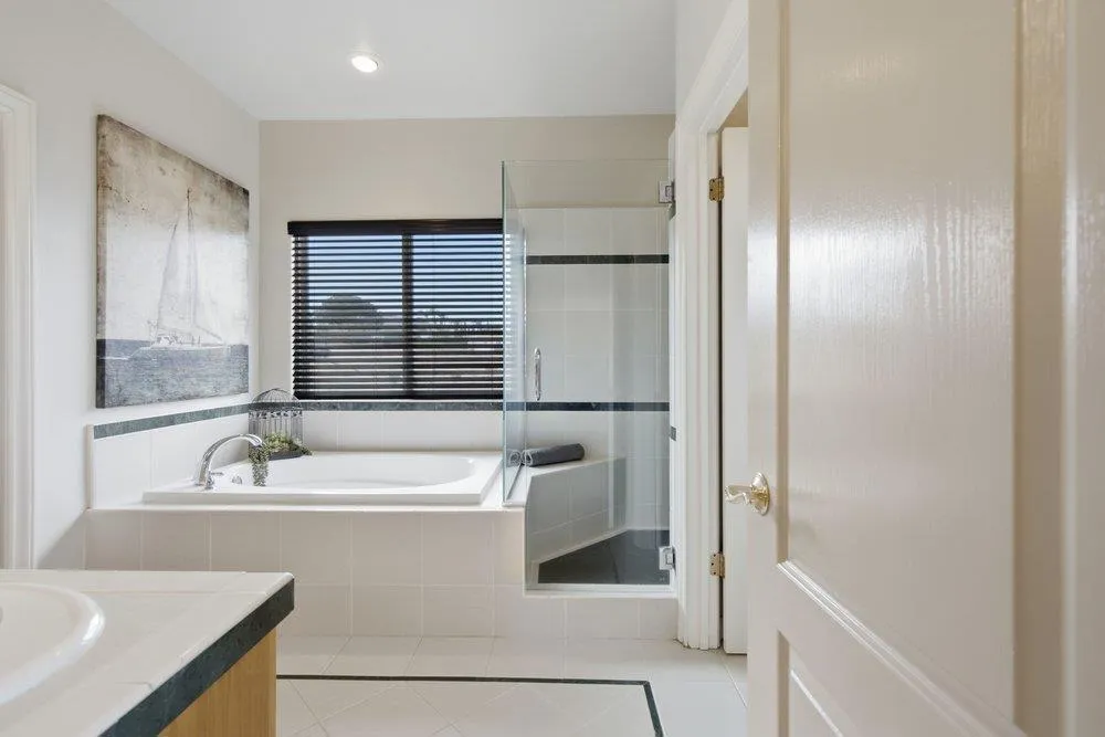 323 Taryn Court Hollister, CA 95023