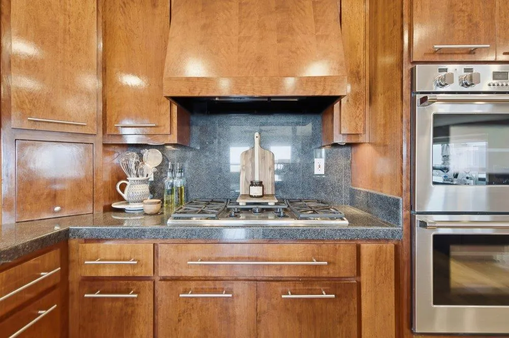 323 Taryn Court Hollister, CA 95023
