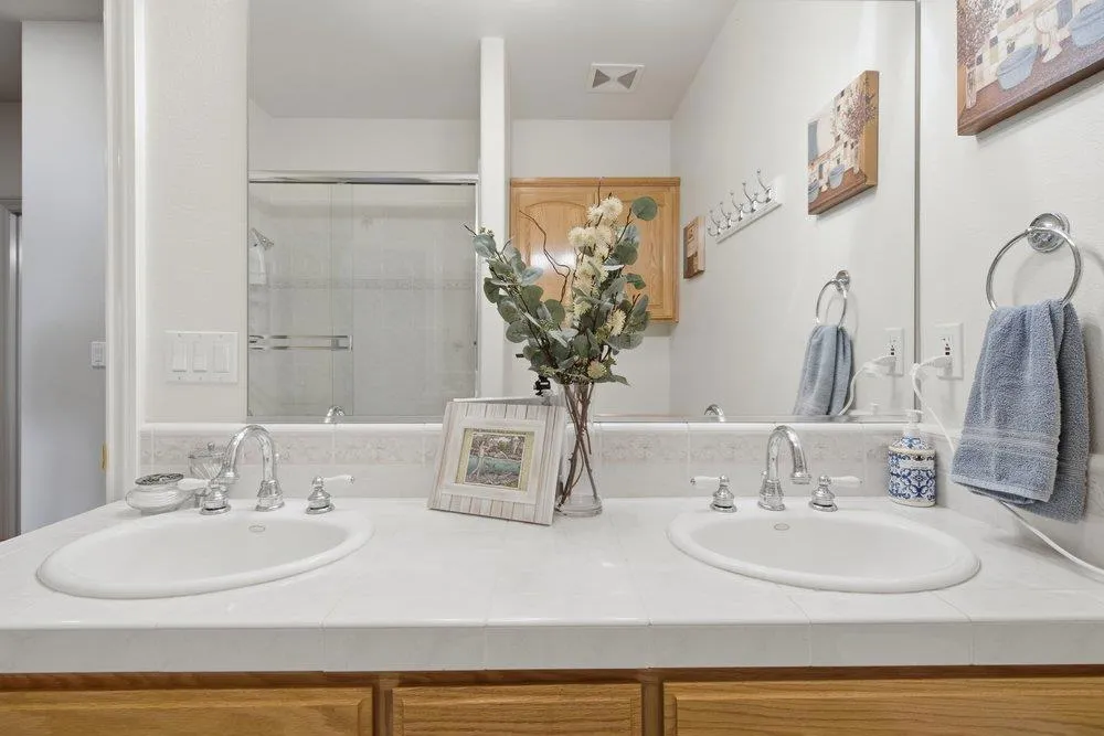 323 Taryn Court Hollister, CA 95023