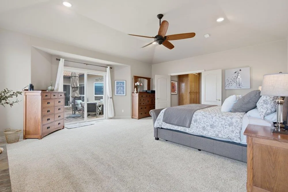 323 Taryn Court Hollister, CA 95023