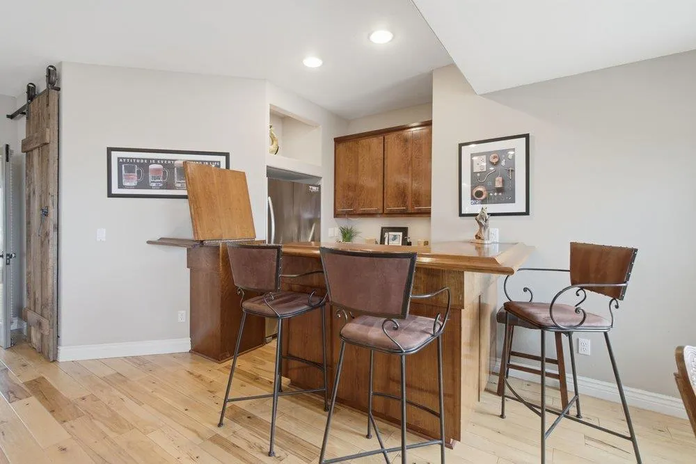 323 Taryn Court Hollister, CA 95023