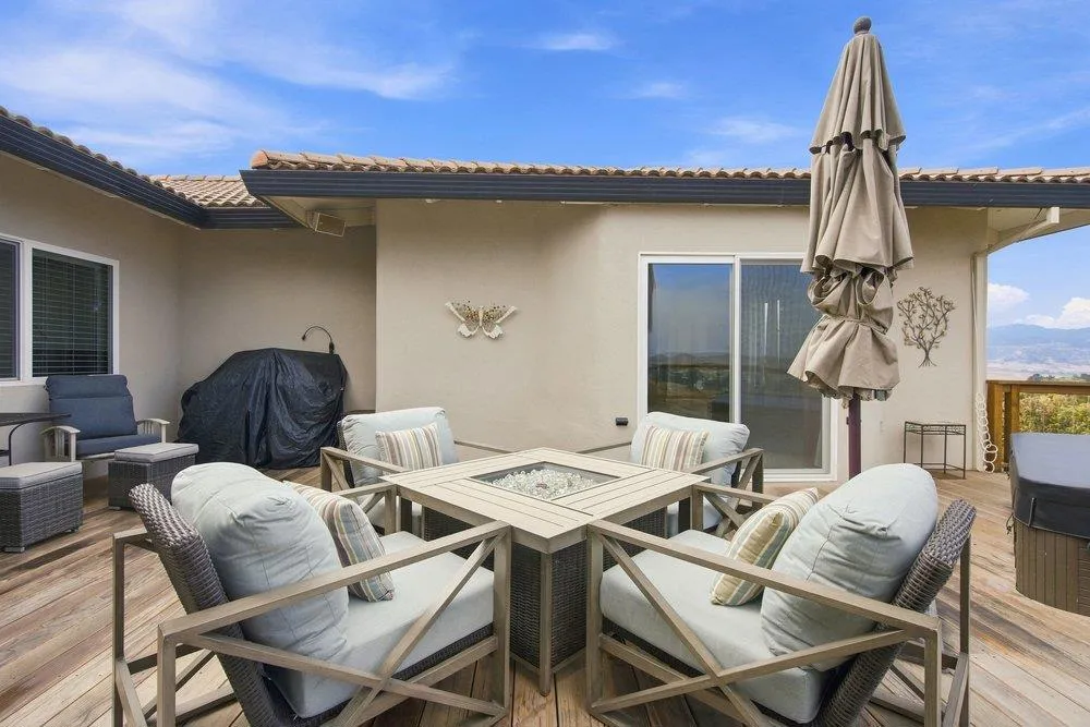 323 Taryn Court Hollister, CA 95023