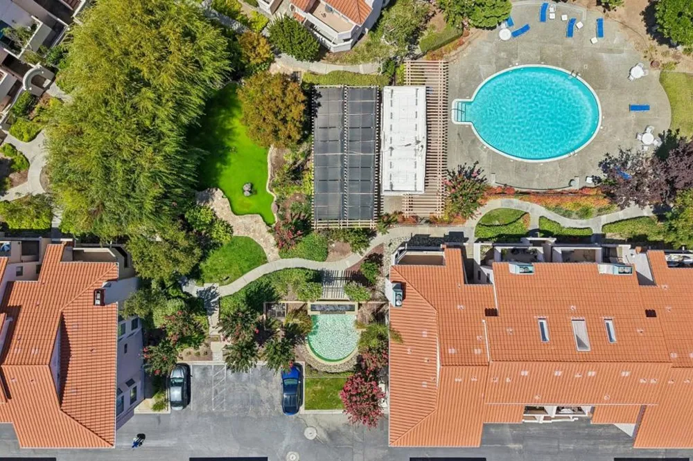 10241 Nile Drive Cupertino, CA 95014