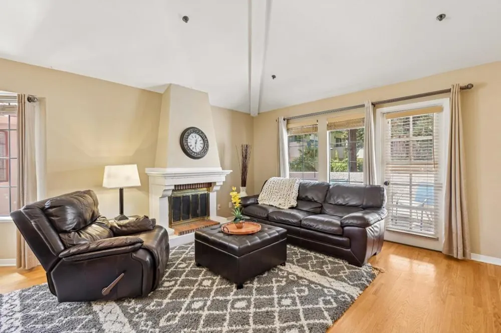 10241 Nile Drive Cupertino, CA 95014