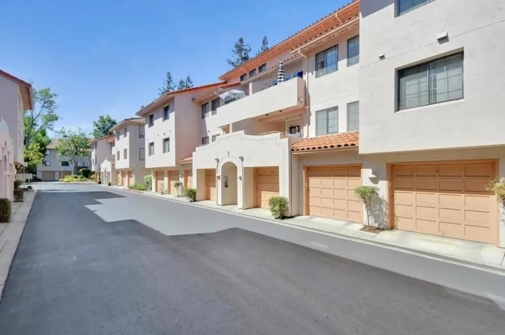10241 Nile Drive Cupertino, CA 95014