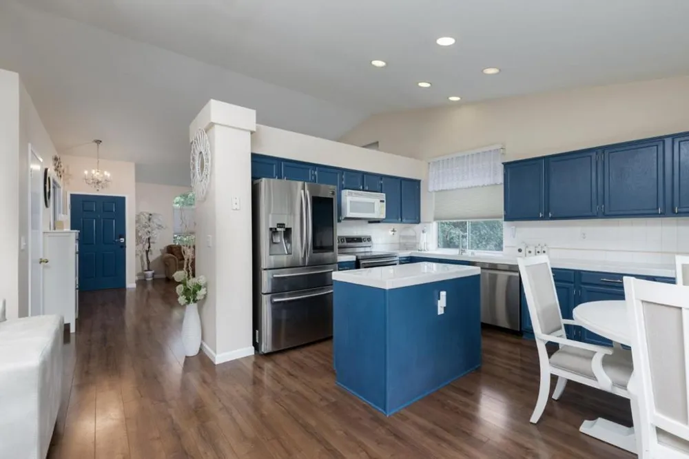 2671 Dennis Avenue Clovis, CA 93611