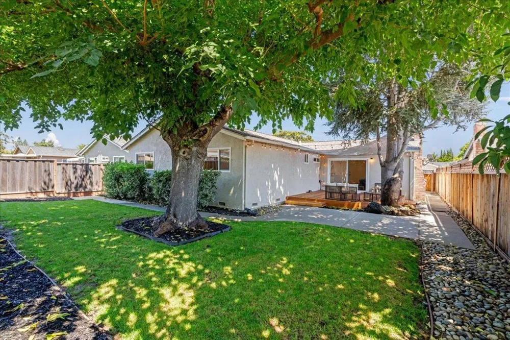 5237 Tomahawk Drive San Jose, CA 95136